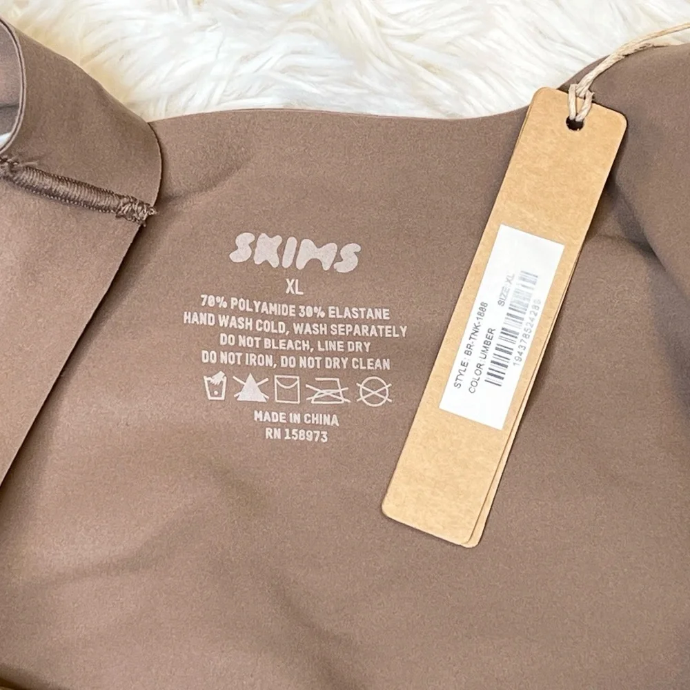 SKIMS Naked Scoop Longline Bra in Umber - Picture 9 of 10